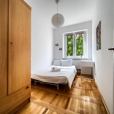 Jesionowa Comfort * Βρότσλαβ